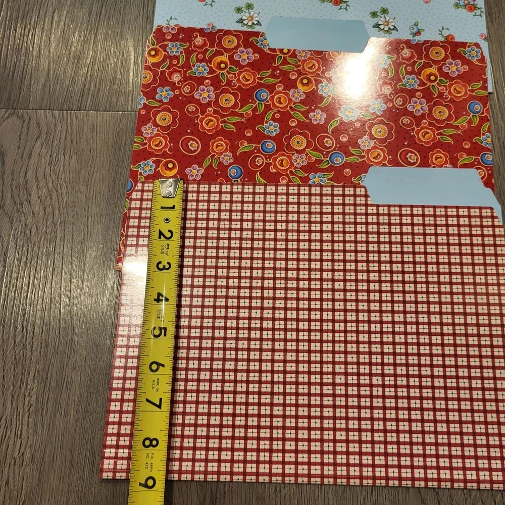 Mary Engelbreit 6 Decorative File Folders Mixed Styles & 1 Filing Cardboard Box